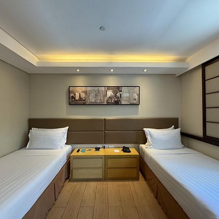 Jinjiang Inn - Makati Makati City Kültér fotó