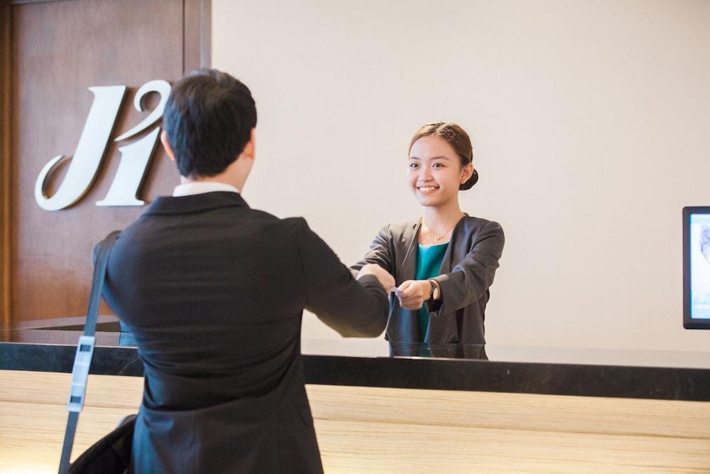 Jinjiang Inn - Makati Makati City Kültér fotó