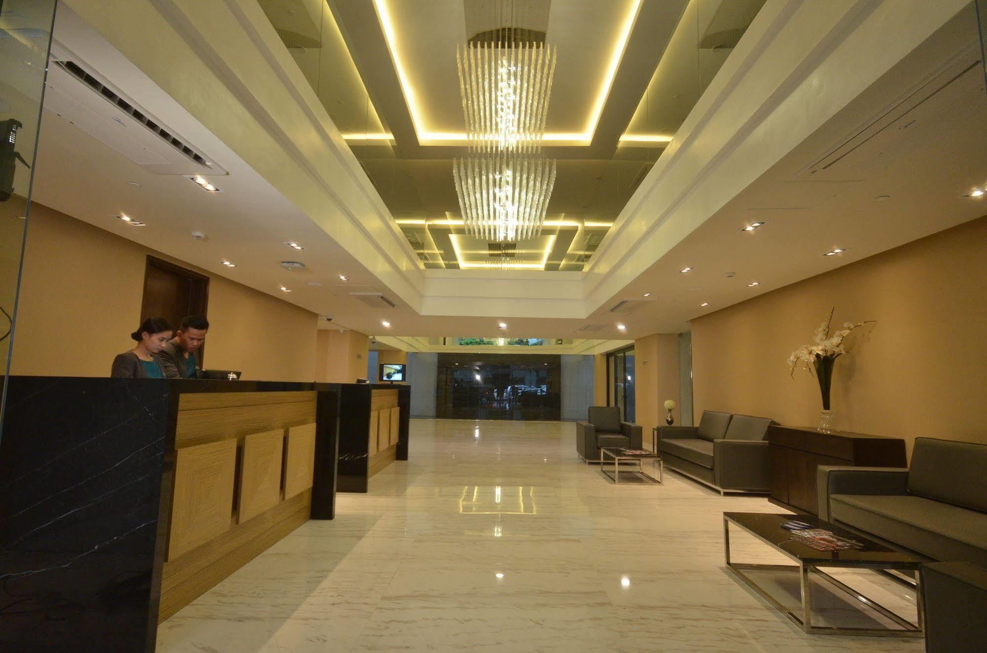 Jinjiang Inn - Makati Makati City Kültér fotó