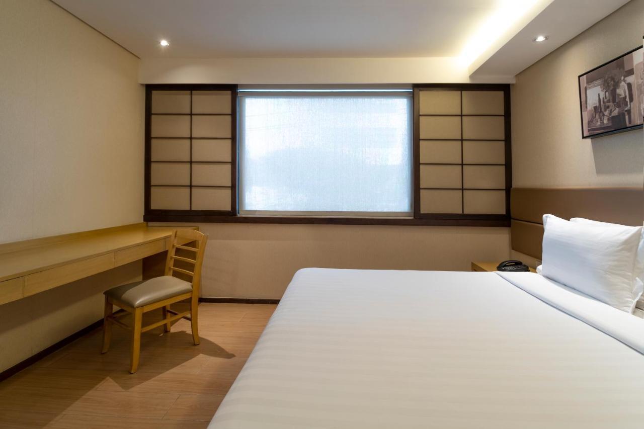 Jinjiang Inn - Makati Makati City Kültér fotó